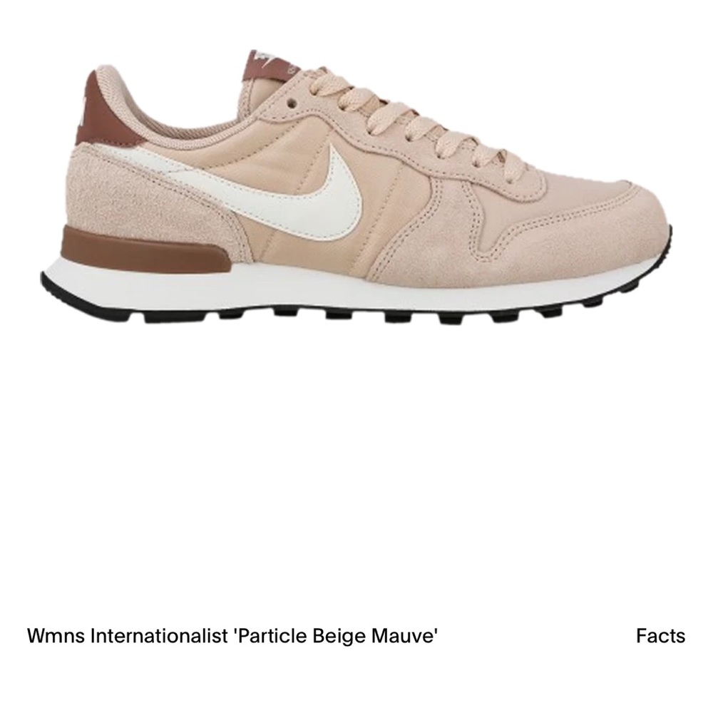 Nike Internationalist, Women’s sneaker